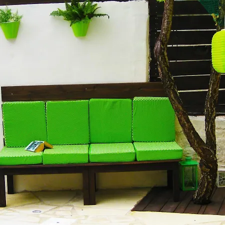 Дом отдыха Holiday Aria Holiday House